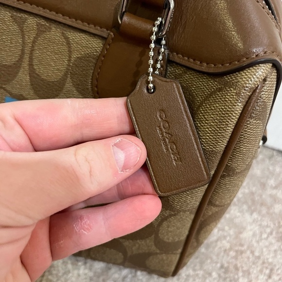 Coach Mini Bennett Satchel in Signature Canvas with Rainbow Animation - Picture 4 of 14